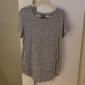 Market & Spruce Gray Short Sleeve Tee
